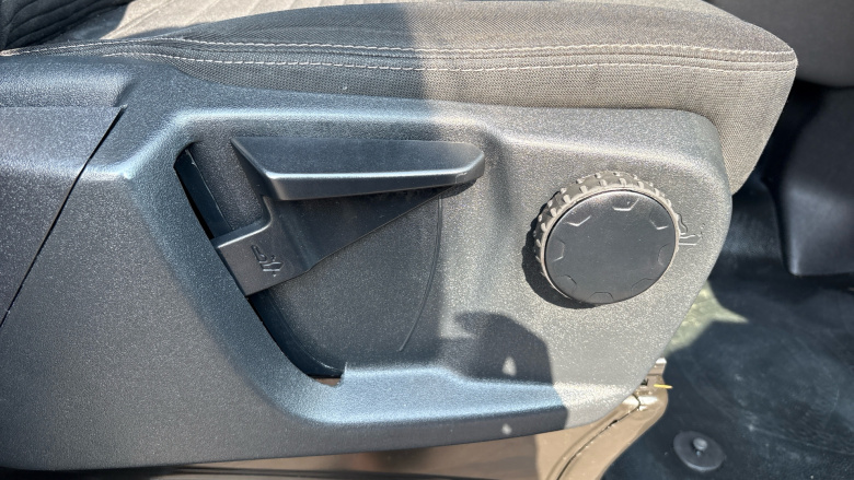 Ford Transit Custom 300 L1 Diesel Fwd 2.0 EcoBlue 130ps Low Roof Limited Van